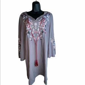 Cedar Rose Embroidered Floral Tunic Women's Small